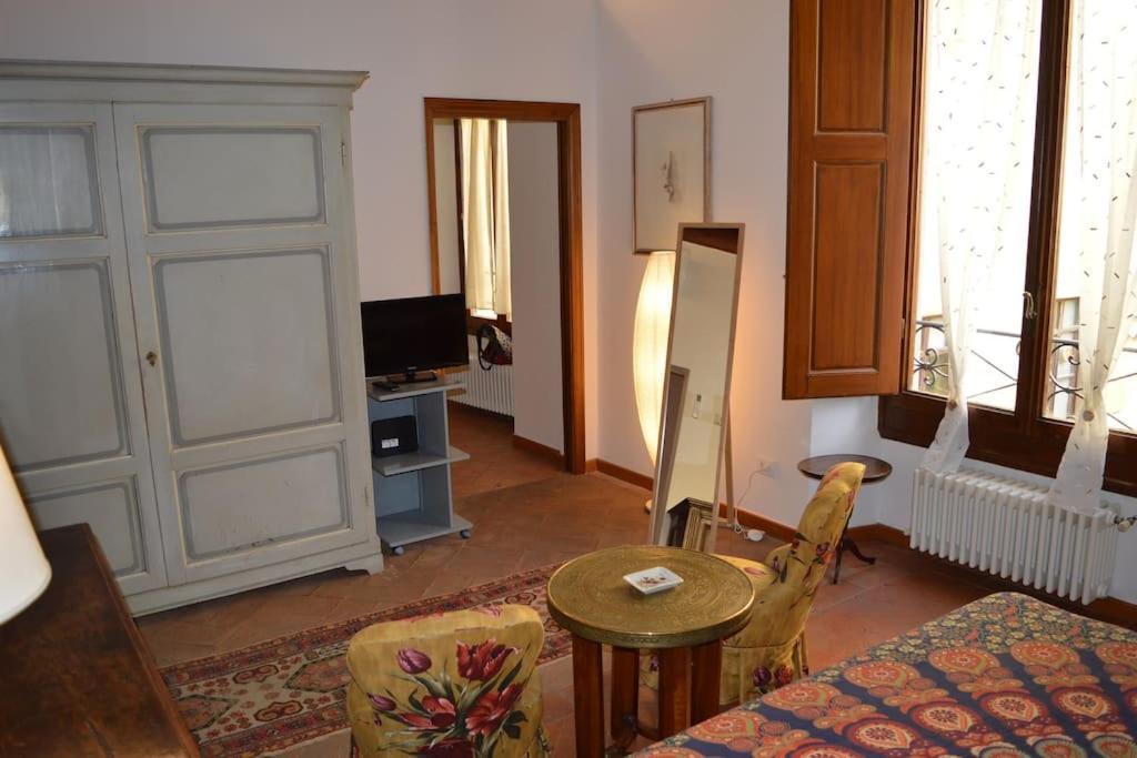 Apartamento The Secret Garden Florencia Exterior foto